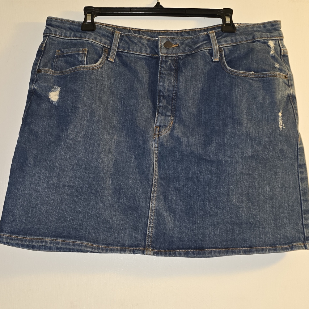 Old Navy Size 16 Denim Skirt